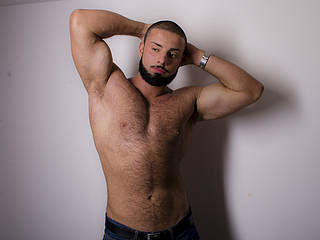 Maxx Hunk